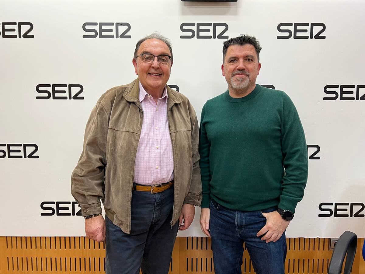 "El Real Murcia necesita un 9 rematador"