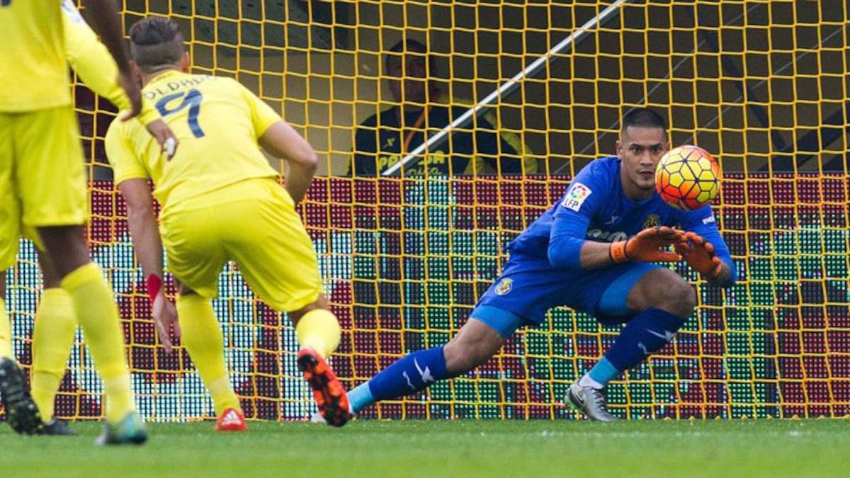 El Villarreal CF defiende liderato en la República Checa