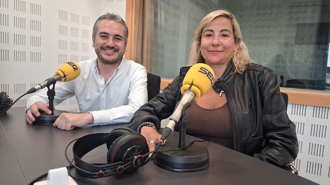 Fernando González Jaén, concejal de Deportes del Ayuntamiento de Pinto, y Noemí Latorre, CEO de A38 Servicios Plenos, organizadora de la primera edición de Wildcross.