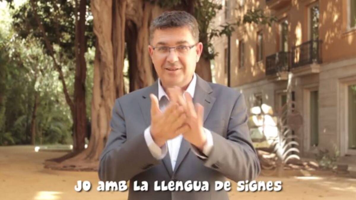 Todos con la lengua de signos