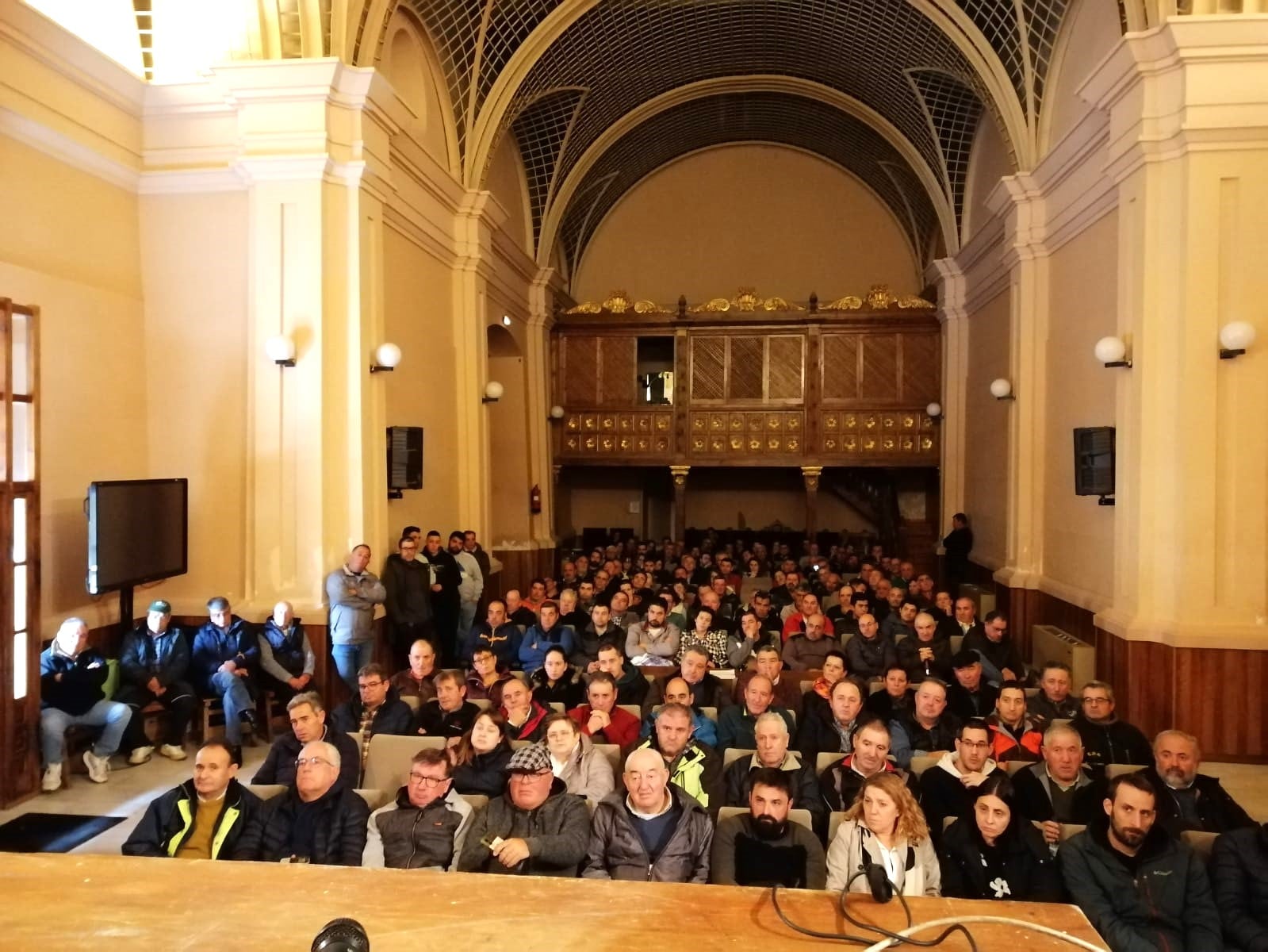 Reunión con agricultores en Molina de Aragón