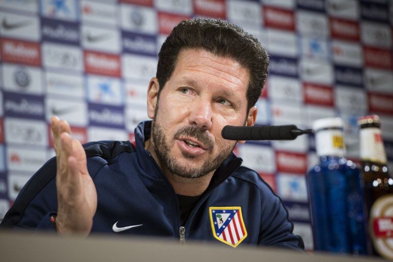 El técnico del Atlético de Madrid, Diego Simeone, durante la rueda de prensa previa al partido.