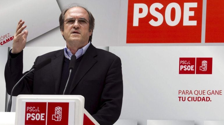 Fotografía de archivo (Zamora, 08/05/2011) del exministro Ángel Gabilondo en un acto del PSOE