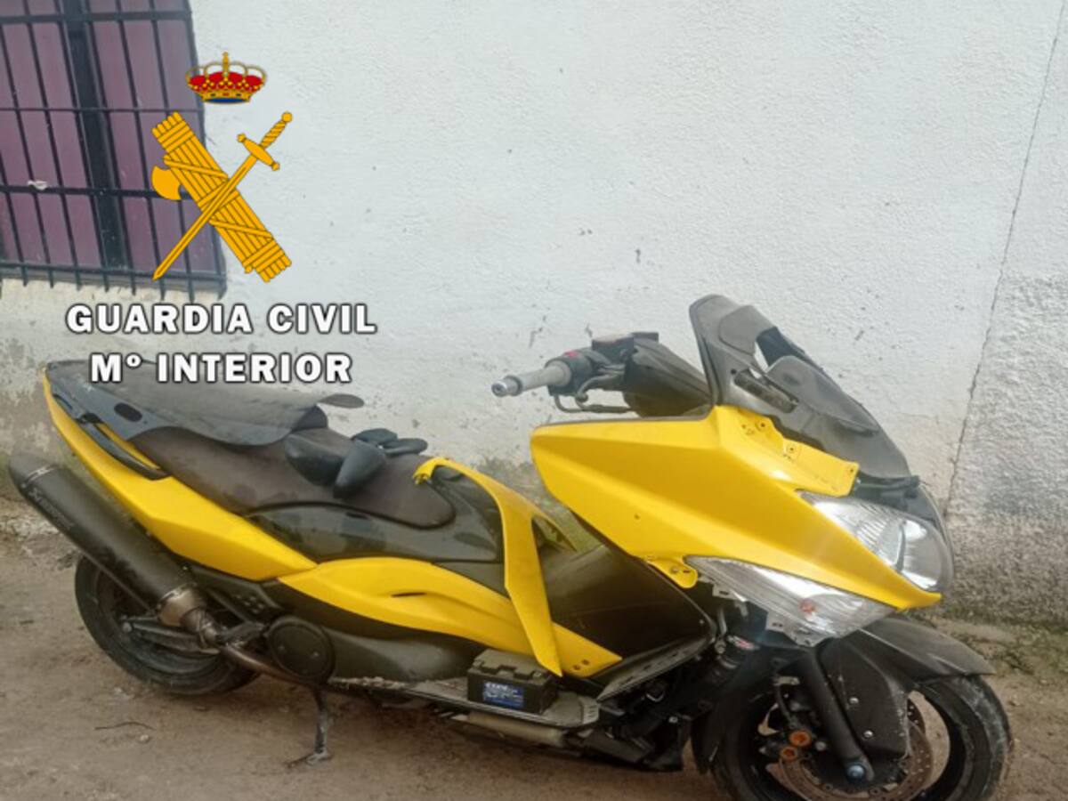 Detenido un joven como presunto autor del robo de una motocicleta