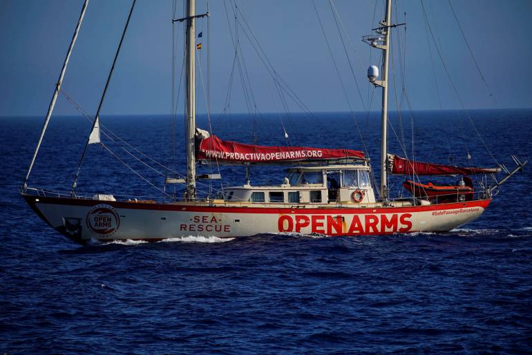 Imagen de uno de los barcos pertenecientes a la ONG &quot;Open Arms&quot;