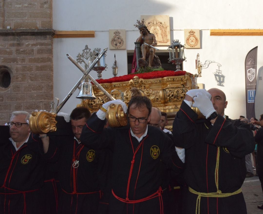 El sanroqueño Cristo de la Caña en el Vía Crucis Diocesano