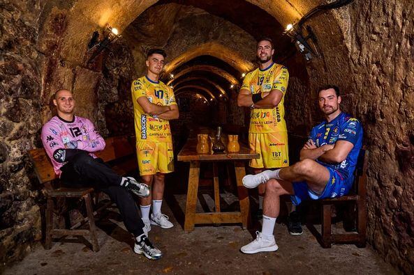 Detalle de las equipaciones