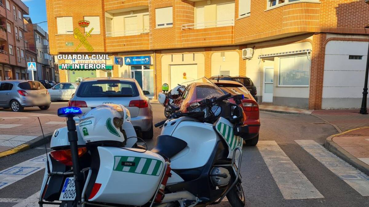 Interceptado al conducir de manera temeraria en La Bañeza estando drogado y sin puntos en el carné