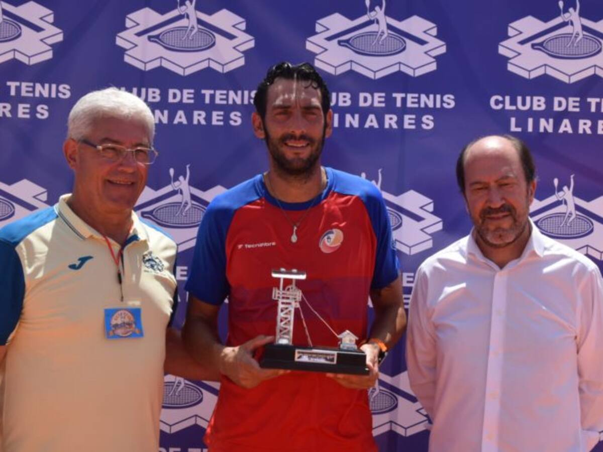 Martínez Baena consigue la Cabria de Plata en el Open de Tenis 2018