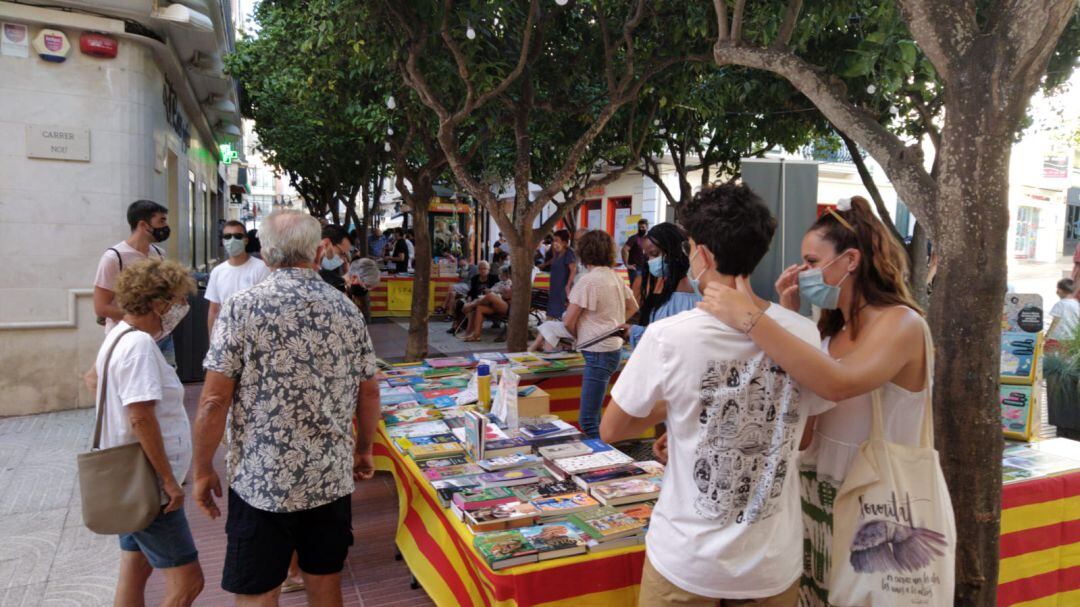 La festa del llibre es va viure amb força interès a Maó.