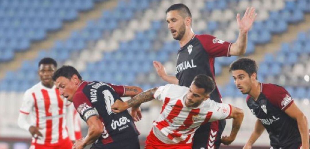 Partido disputado entre Almería y Albacete este sábado