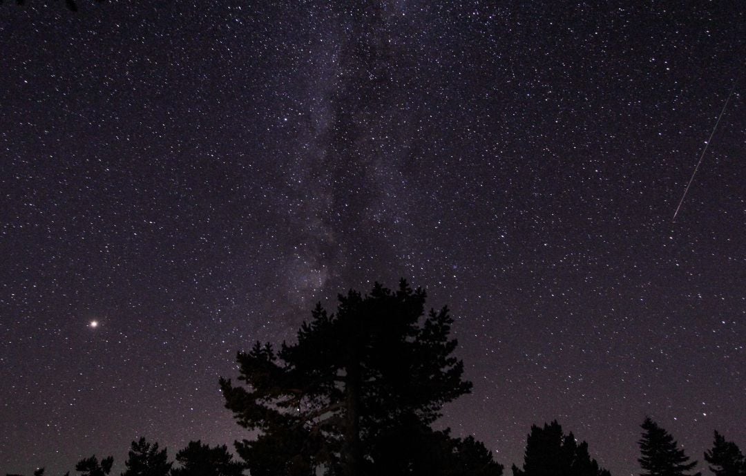 El mejor momento para ver la lluvia de estrellas será este sábado.