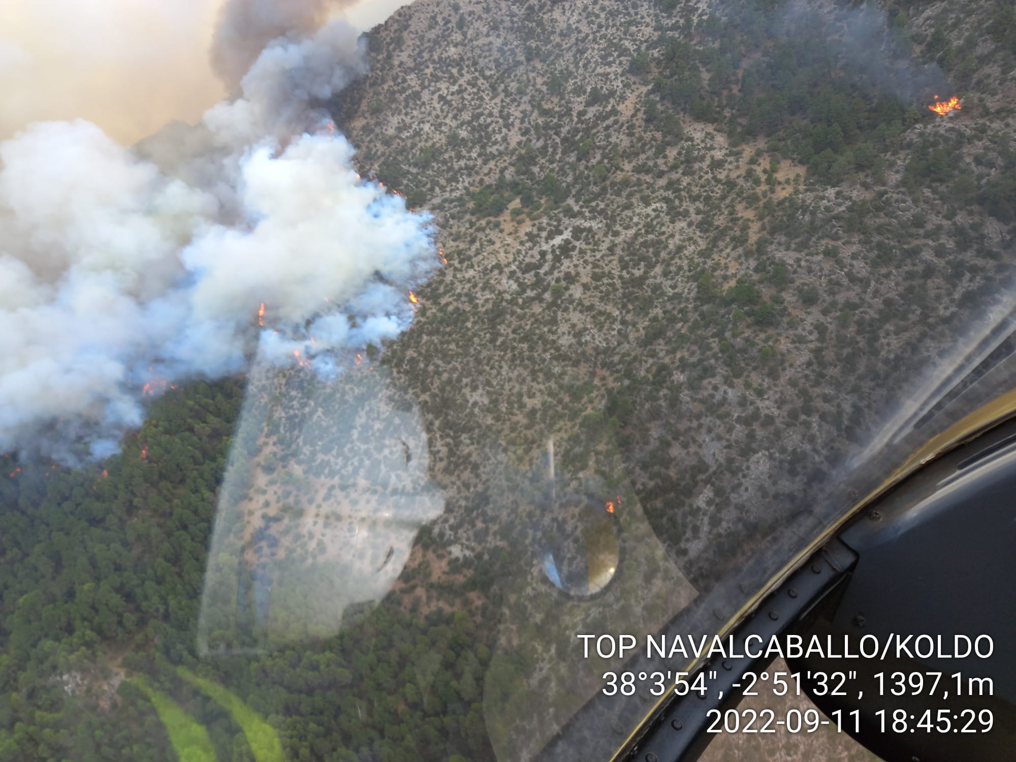 Imagen aérea del incendio de Santiago Pontones.