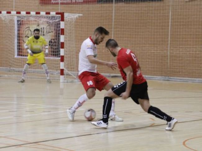 Aarón Barceló intenta irse