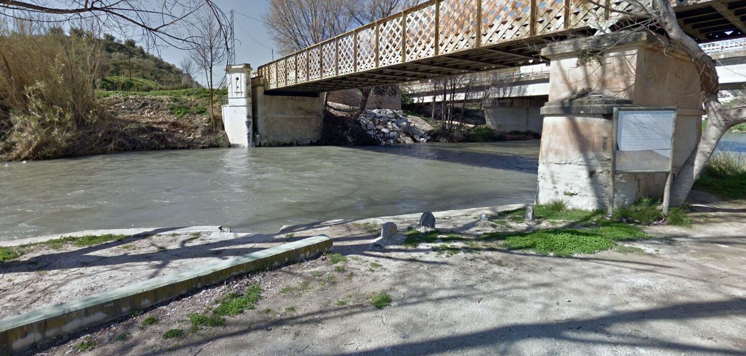 Playa fluvial del Puente de Hierro en Calasparra