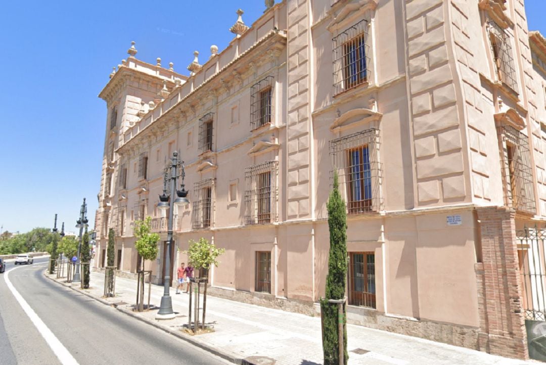 Fachada del Museo de Bellas Artes de València, en la calle San Pío V de València. 