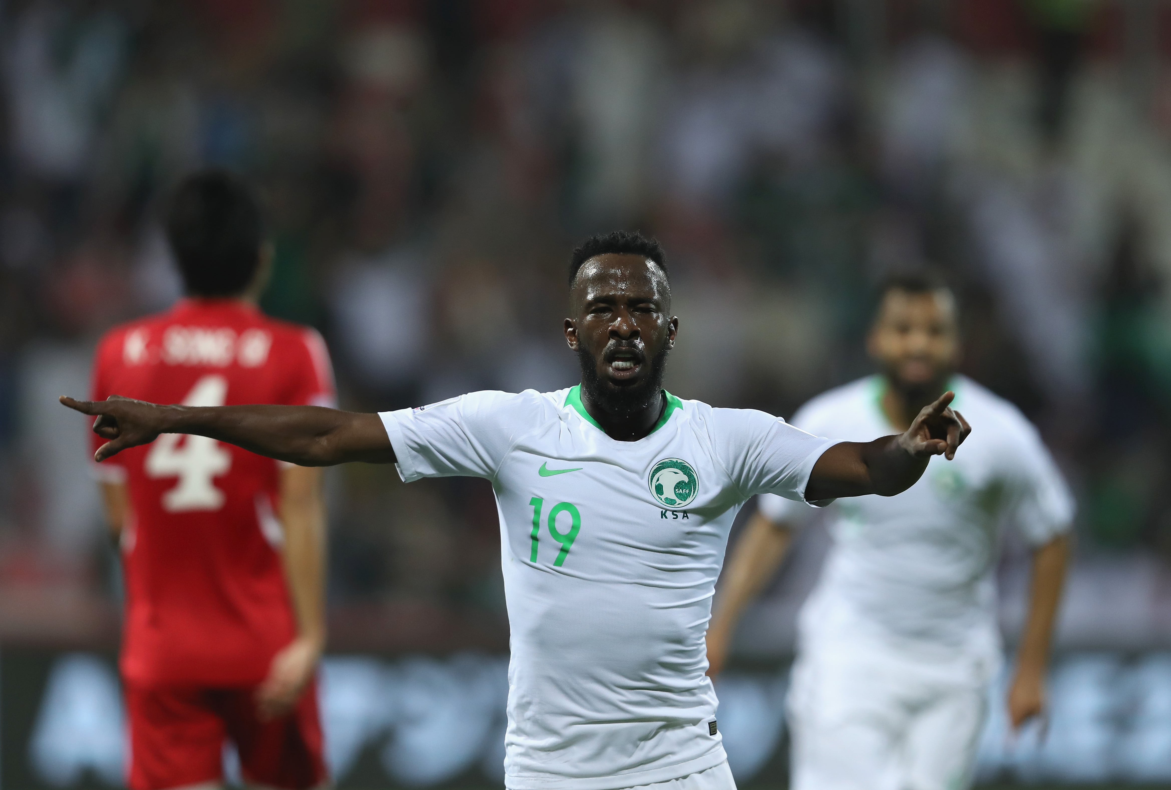 Fahad Al Muwallad celebra un gol con Arabia Saudí.