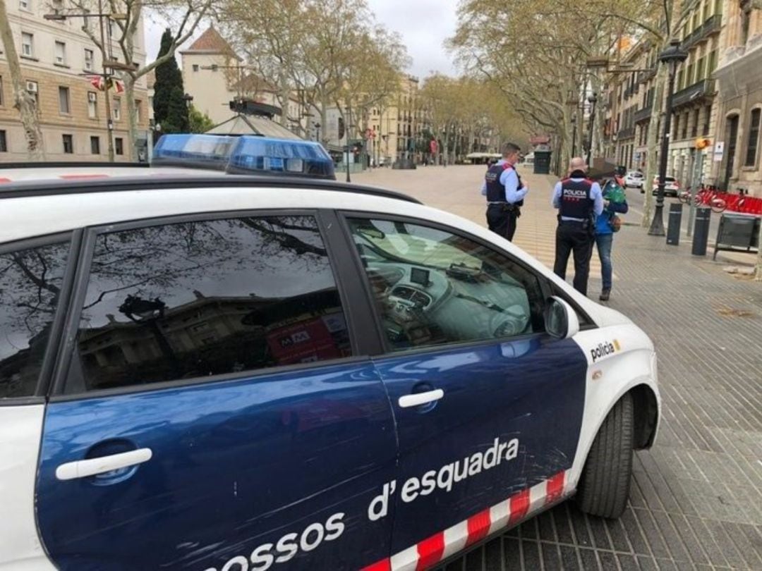 Coche de los mossos d&#039;esquadra en una foto de archivo.