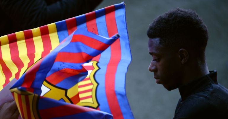 Dembélé durante un acto con el Barça 