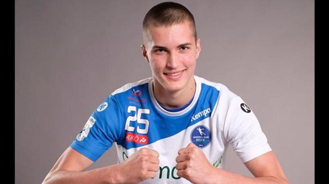 El ABANCA Ademar buscará una cesión para Milan Gostovic 