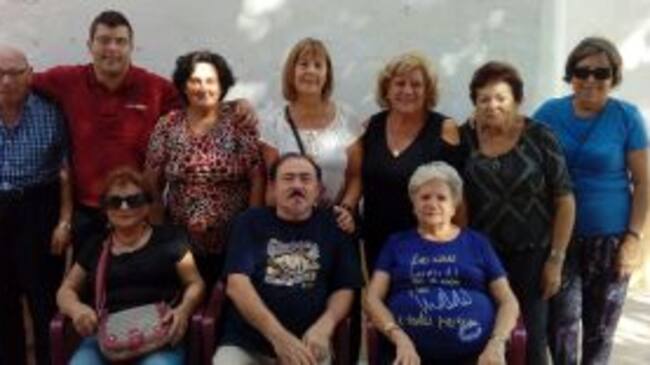 La A. VV. se volcó con el cross