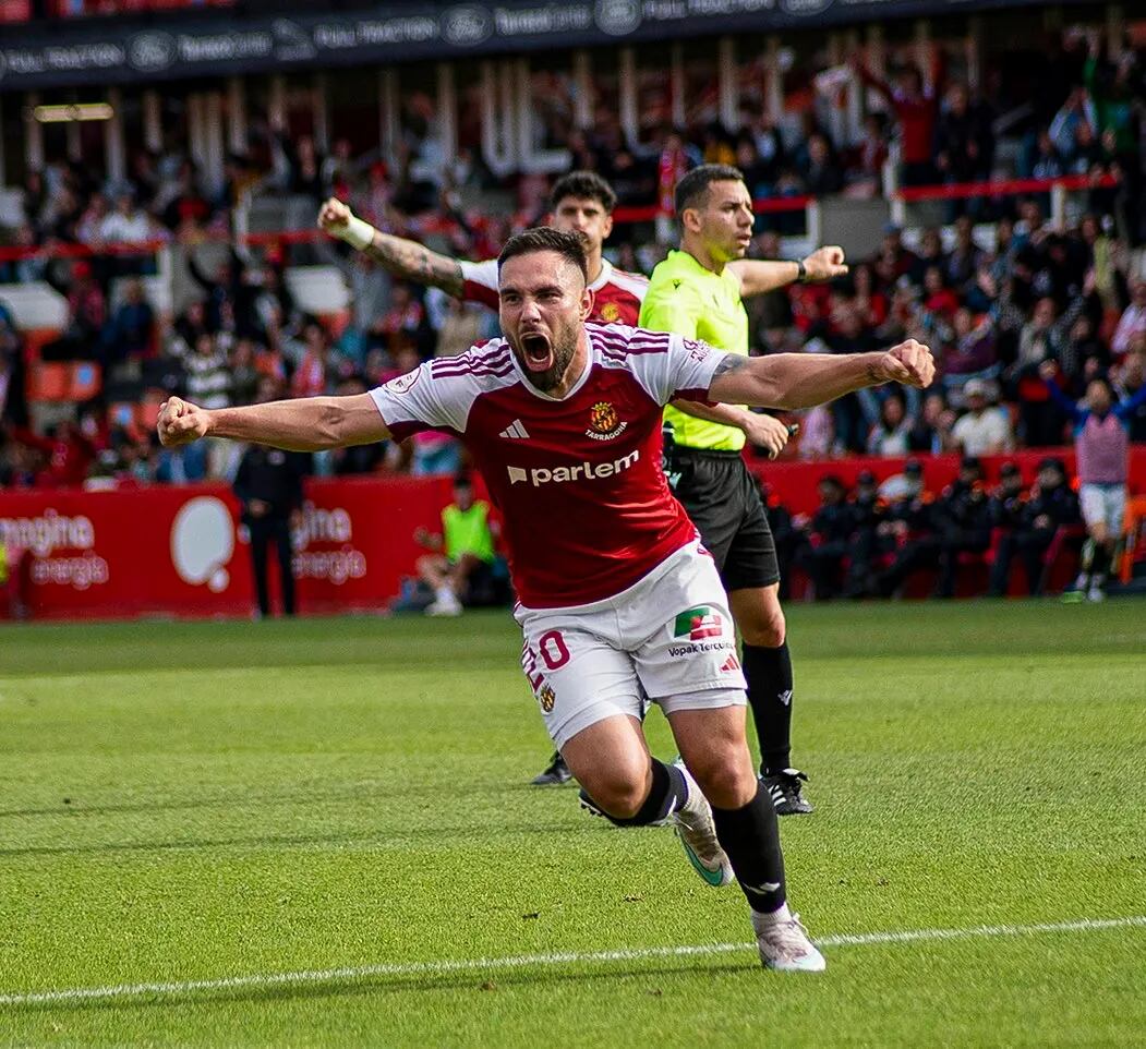 Miguel Leal, celebrando un gol con el equipo catalán (foto: Gimnàstic de Tarragona)
