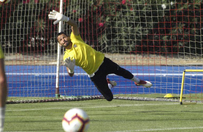 René Román en el entrenamiento de este miércoles.