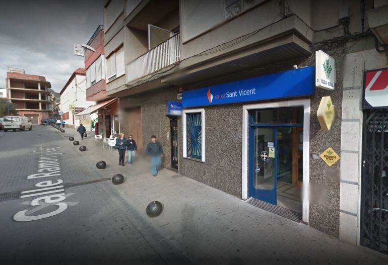 El hombre deberá devolver a la Caja Rural San Vicente Ferrer de la Vall d'Uixó 3.200.000 euros más intereses