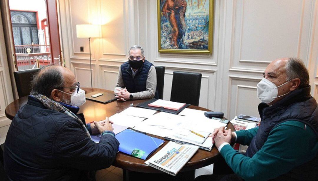 Un momento de la reunión.