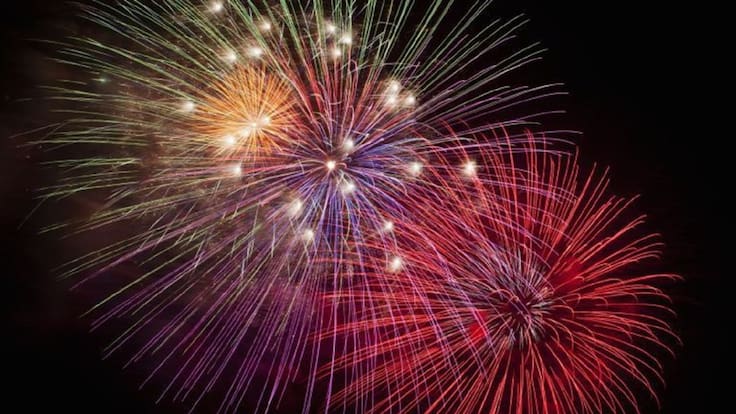 Media tonelada de pólvora para iluminar el cielo ibicenco el 8 de agosto