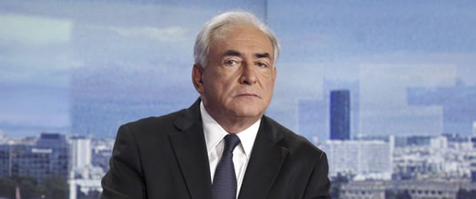 El exdirector gerente del FMI Dominique Strauss-Kahn durante su intervención televisiva por primera vez desde su detención el mayo pasado en Nueva York