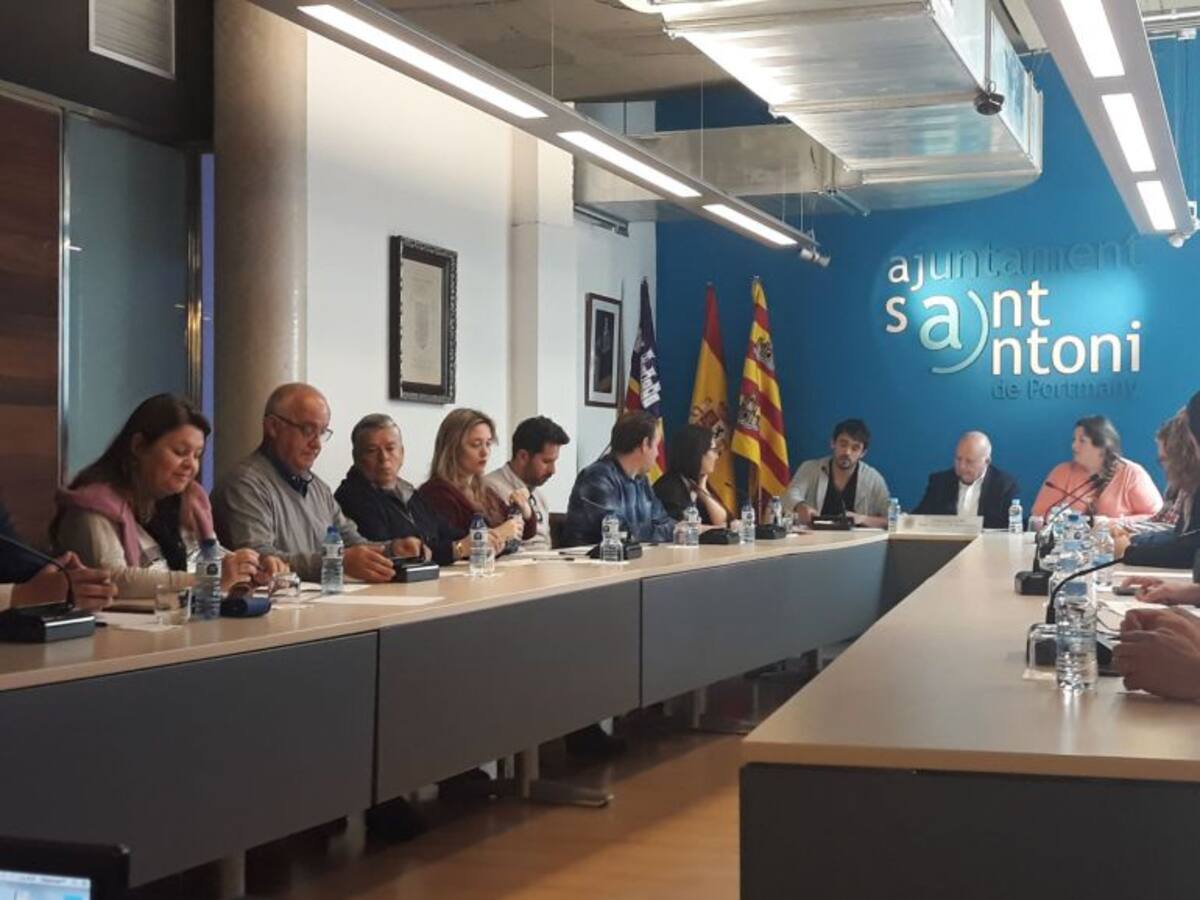 Sant Antoni saca a concurso la gestión del agua y el PP advierte de un posible "fiasco"