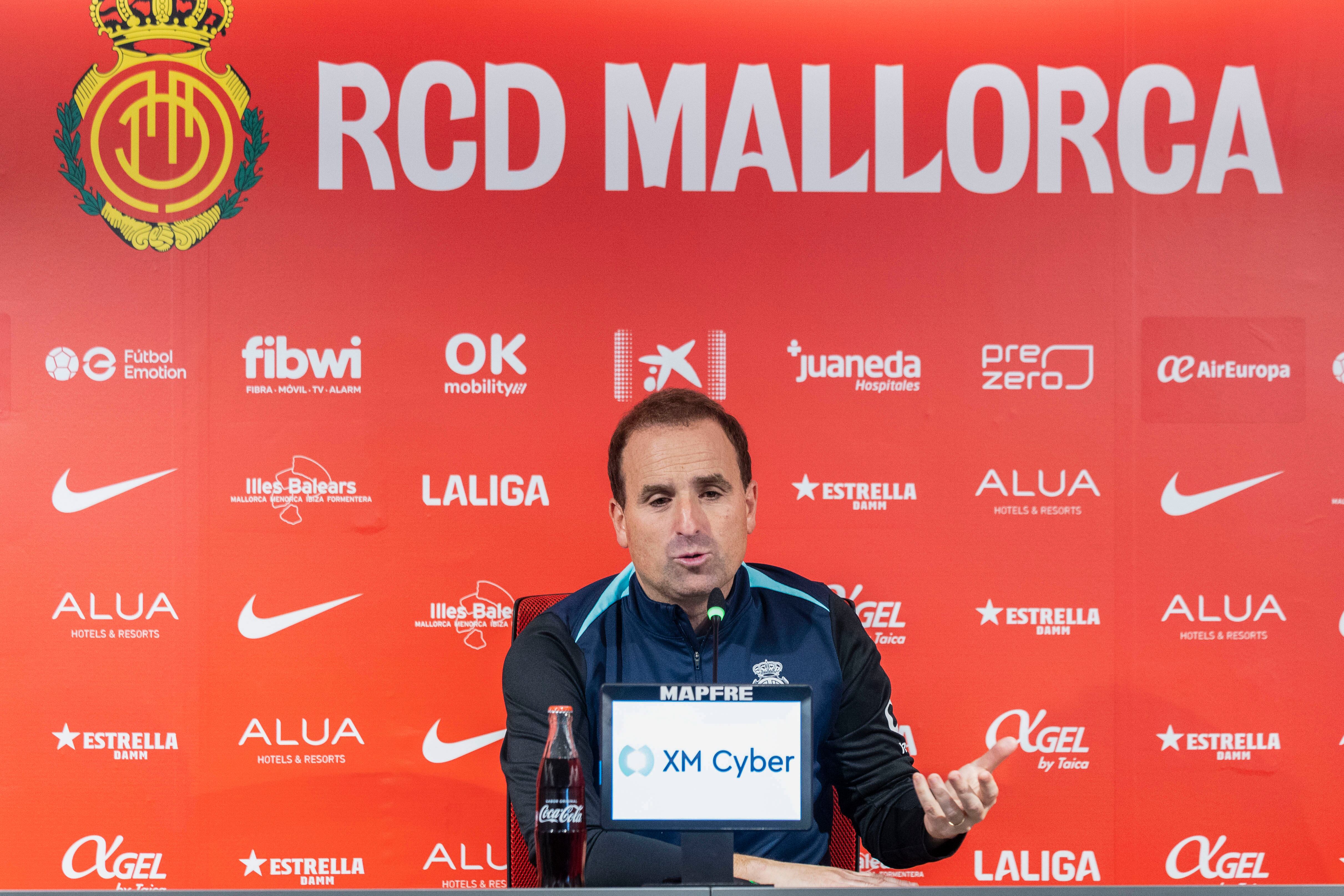 PALMA DE MALLORCA, 14/03/2025.- El entrenador del RCD Mallorca, Jagoba Arrasate, ofrece una rueda de prensa en la víspera de su partido de LaLiga frente al RCDE Espanyol. EFE/Cati Cladera