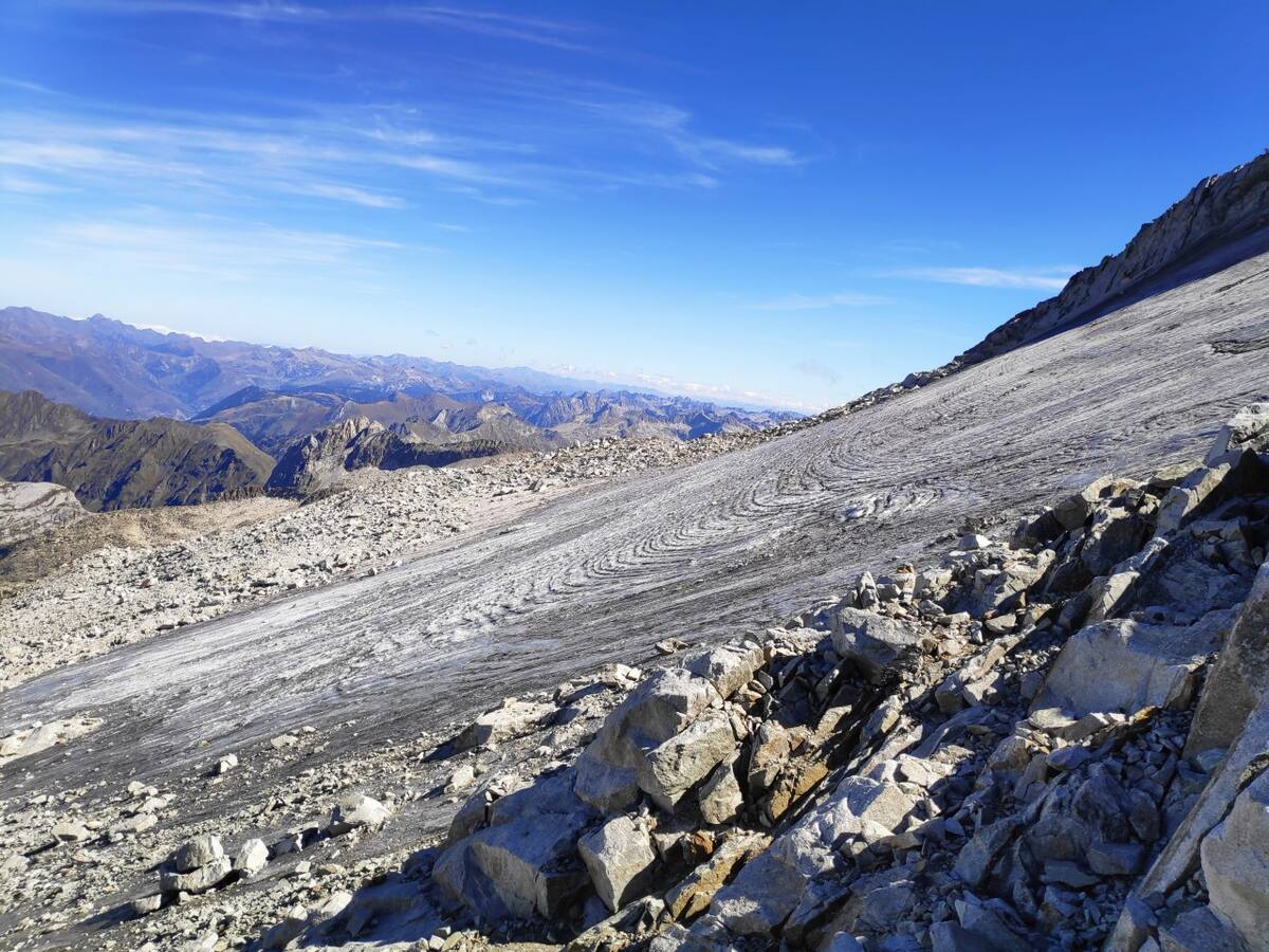 "Cuando contratas un guía no contratas la cima, sino realizar la ascensión con seguridad"