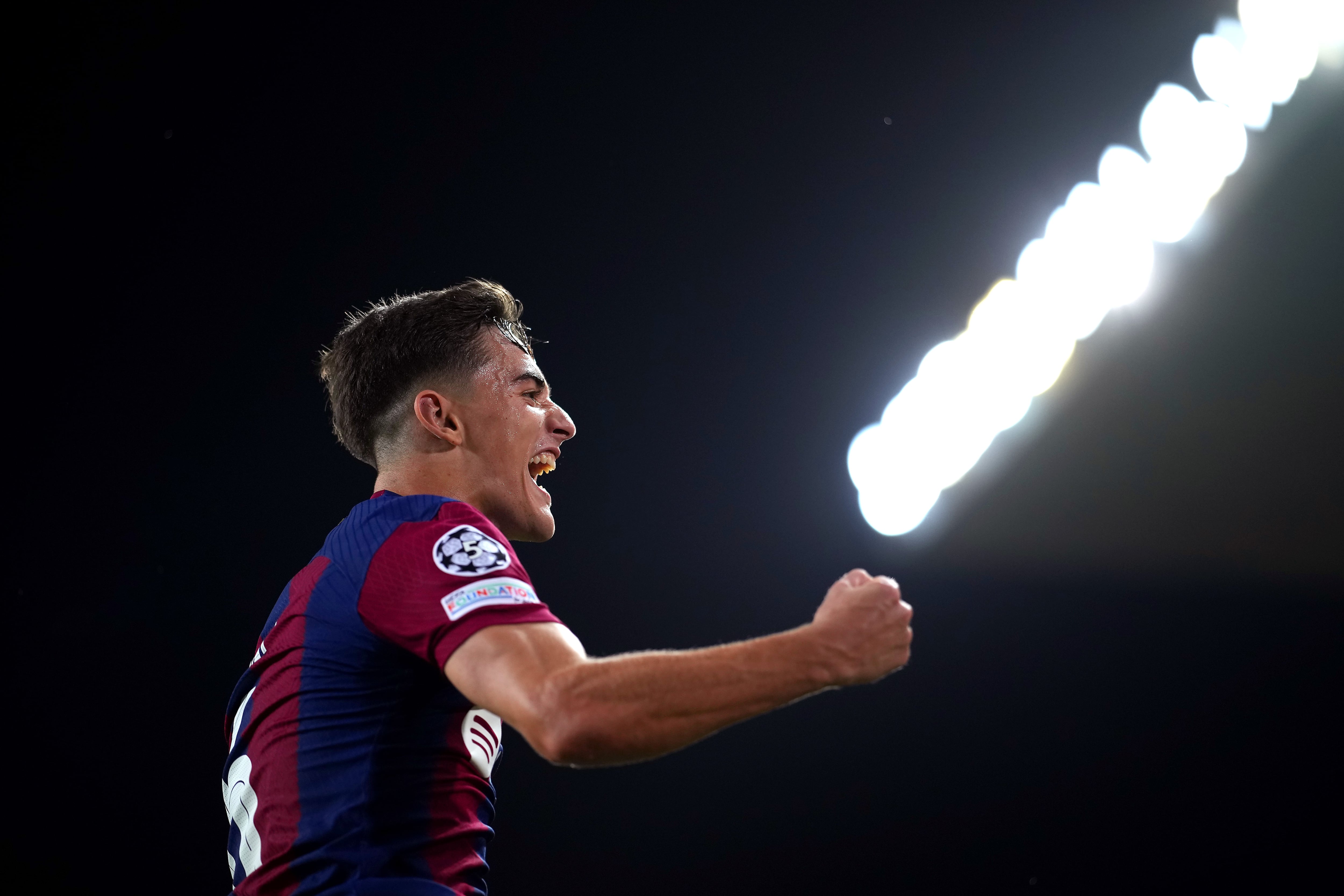 Gavi celebra un gol durante el Barça - Antwerp de la fase de grupos de la Champions League