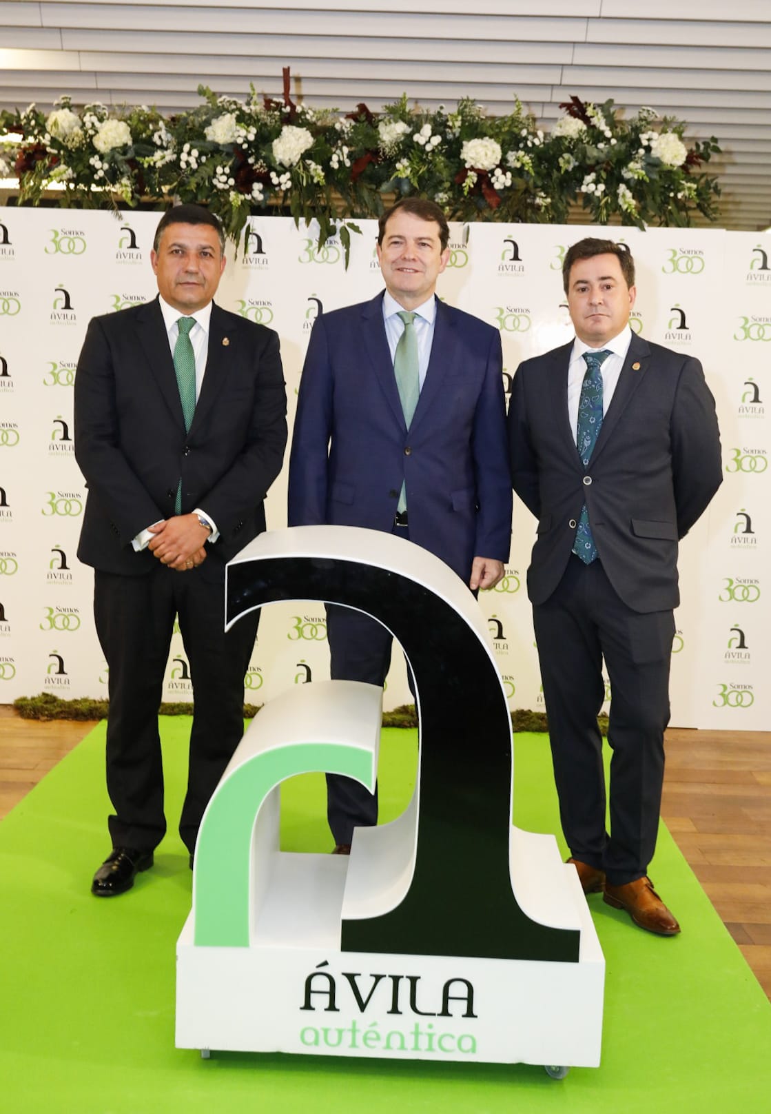 Alfonso Fernández Mañueco, Carlos García y Jesús Martín