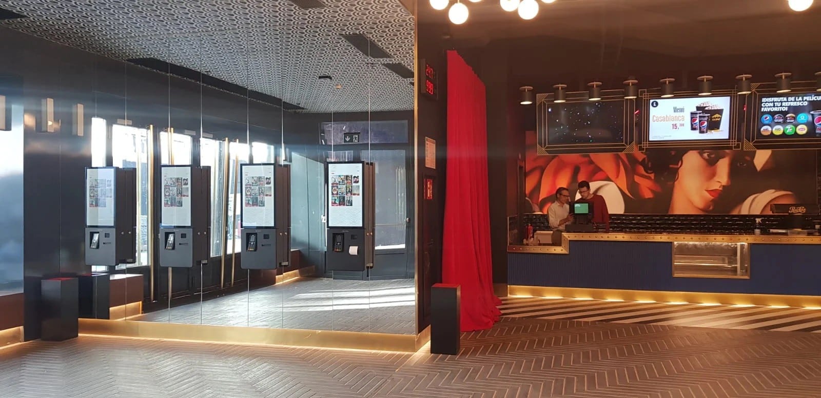 Imagen de interior de los cines en el Espacio Caleido de Madrid