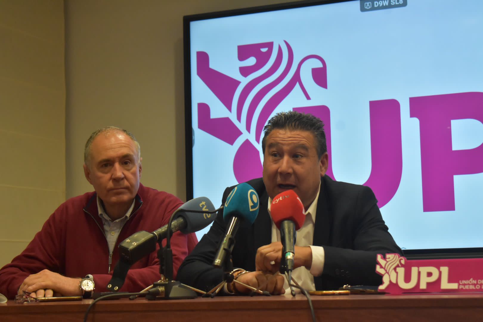 Luis Mariano Santos y Eduardo López Sendino analizan en la sede de UPL los resultados electorales