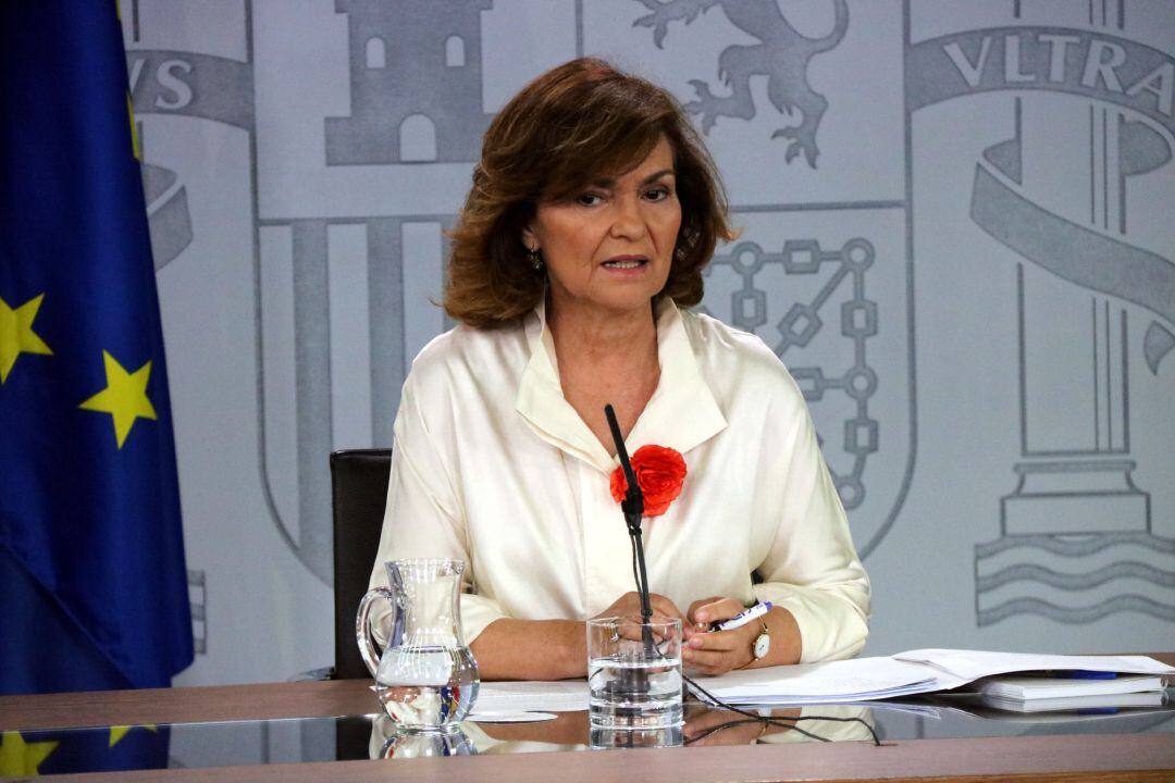 La vicepresidenta del Gobierno, Carmen Calvo, comparece tras el Consejo de Ministros de este viernes.