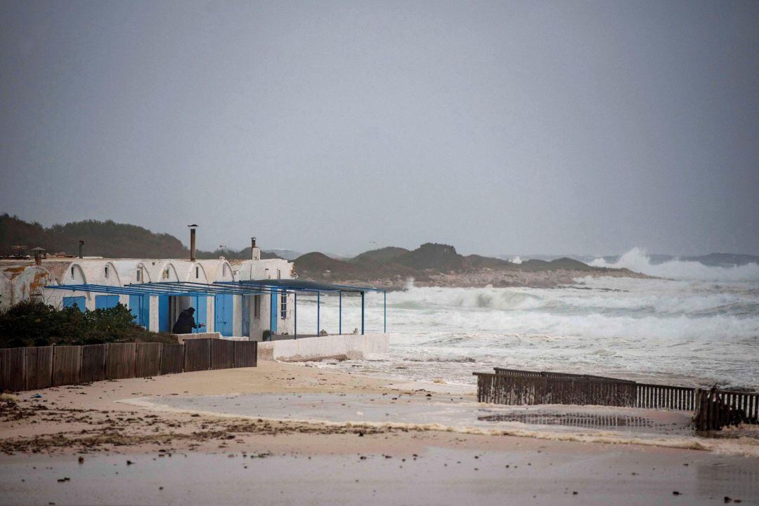 El temporal va afectar amb força a les propietats de primera línia a Cala en Bosc