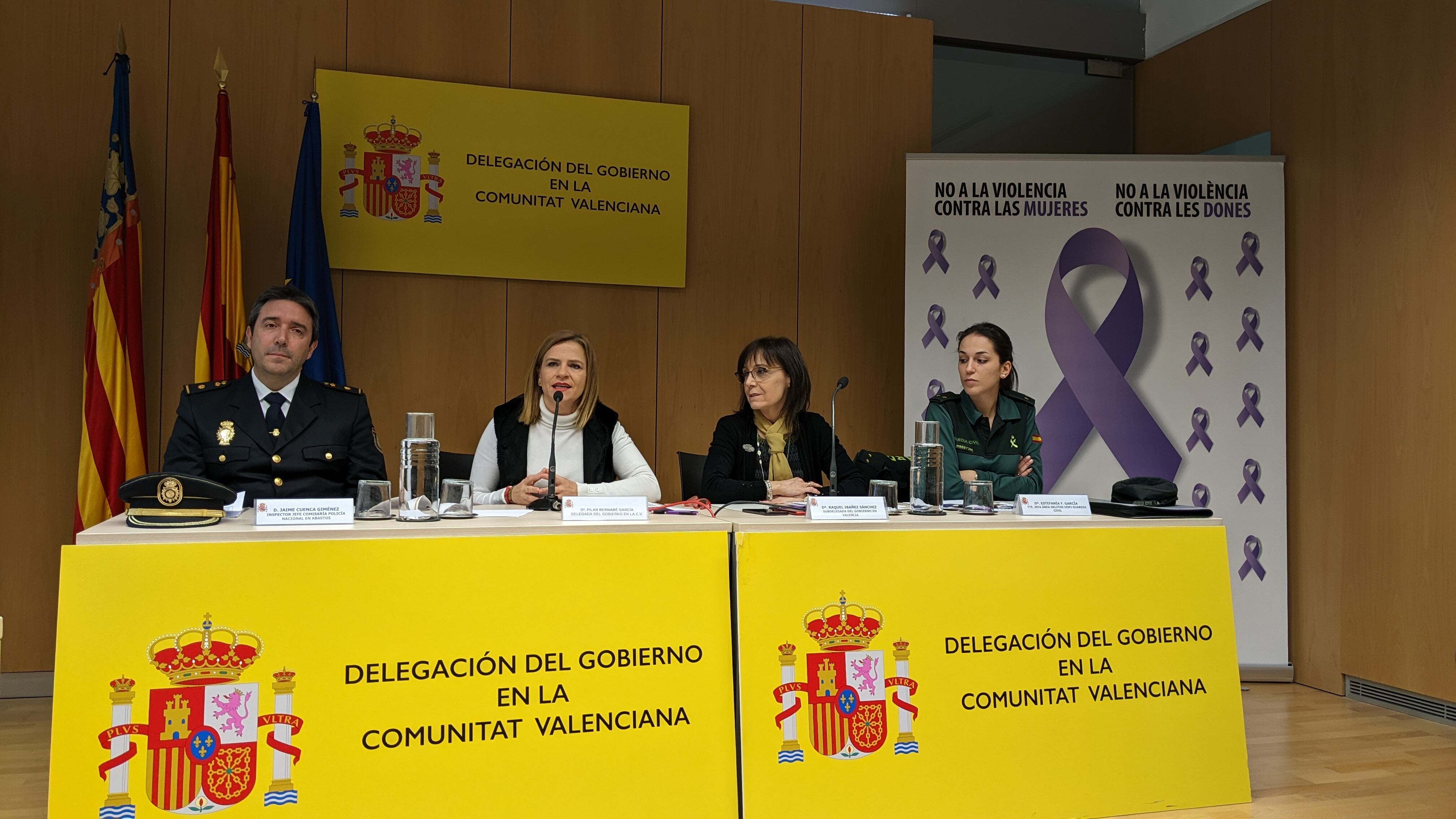 Mesa de trabajo con representantes de las asociaciones falleras y las sociedades musicales junto a la Unidad de Coordinación contra la Violencia sobre la Mujer de la Delegación del Gobierno y Fuerzas y Cuerpos de Seguridad del Estado