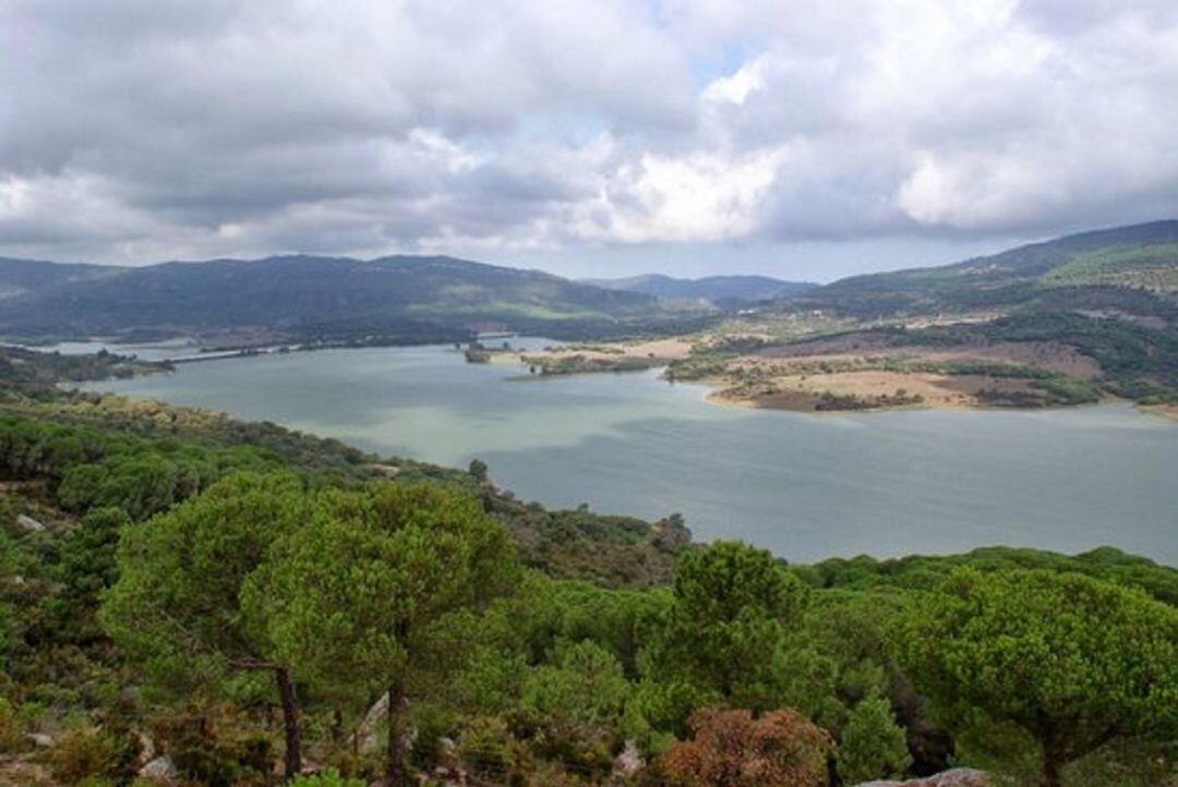 Embalse de Charco Redondo.