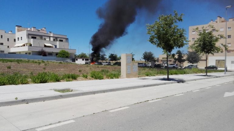 Incendio en la urbanización Carrascal