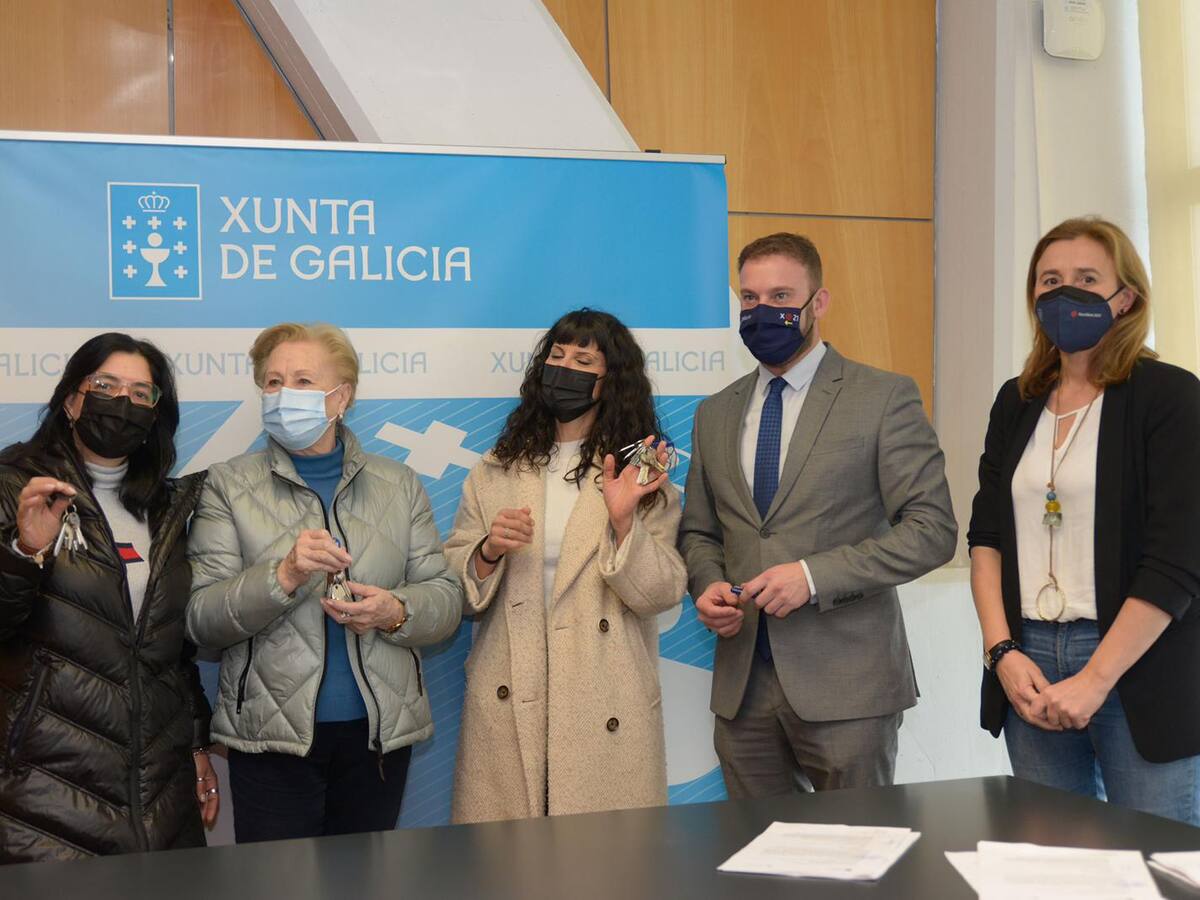 La Xunta de Galicia entrega cuatro nuevas vivendas de proteción oficial en régimen de alquiler en A Coruña