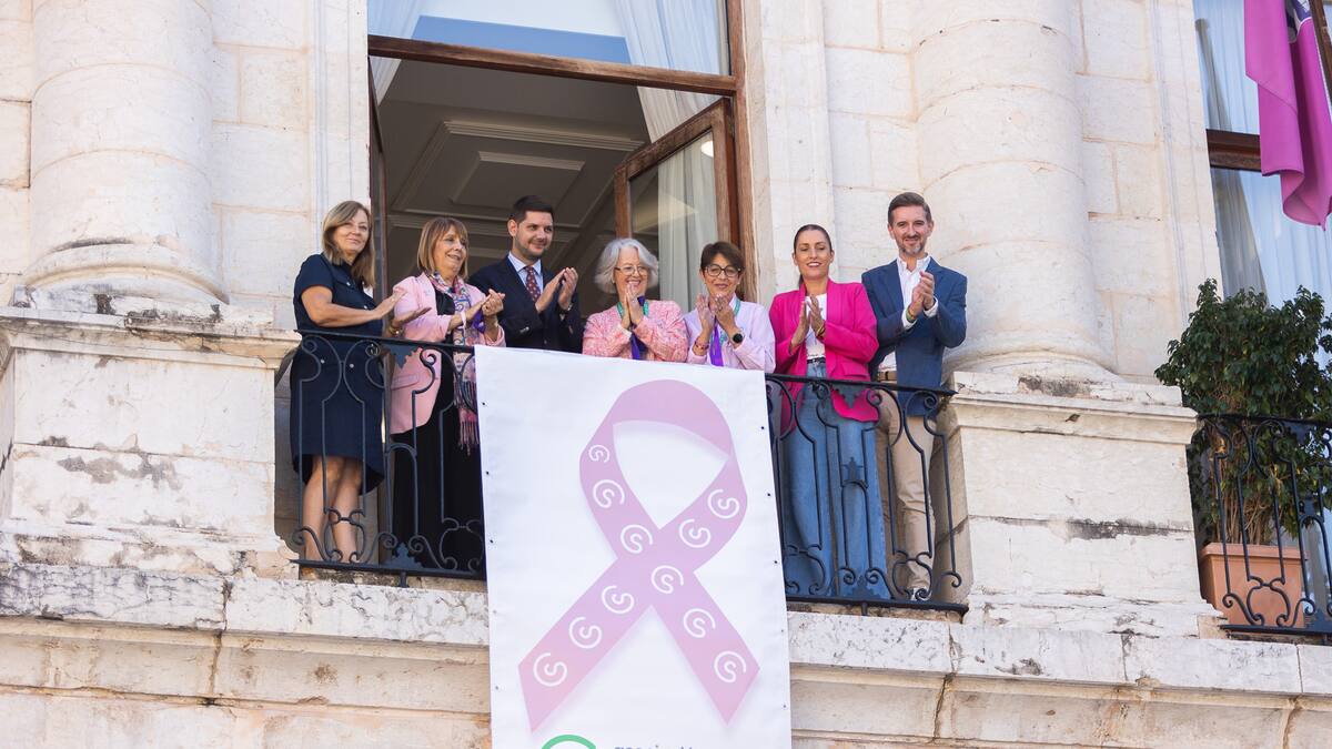 "Nos tomamos a pecho" dar voz a las pacientes de cáncer de mama