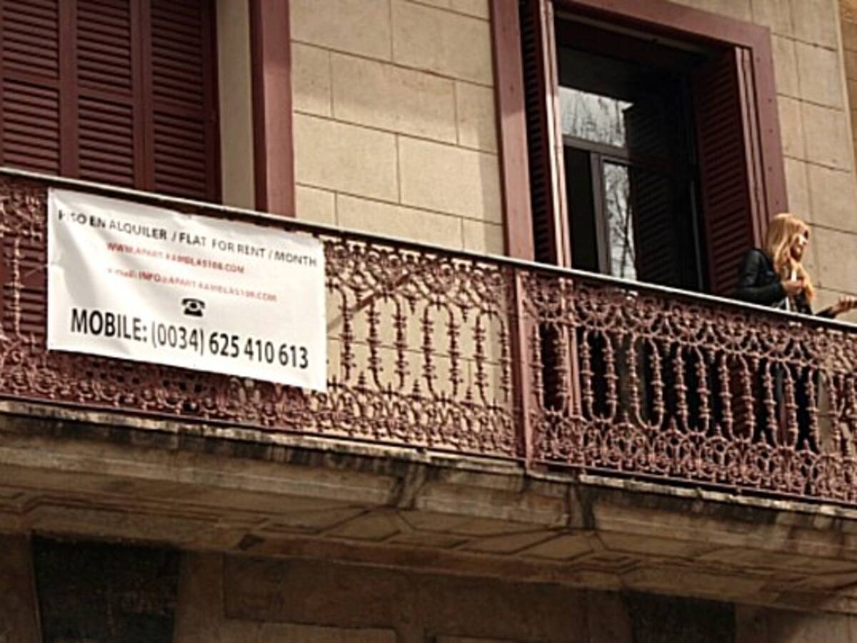 Barcelona vol els pisos turístics fora de les escales de veïns