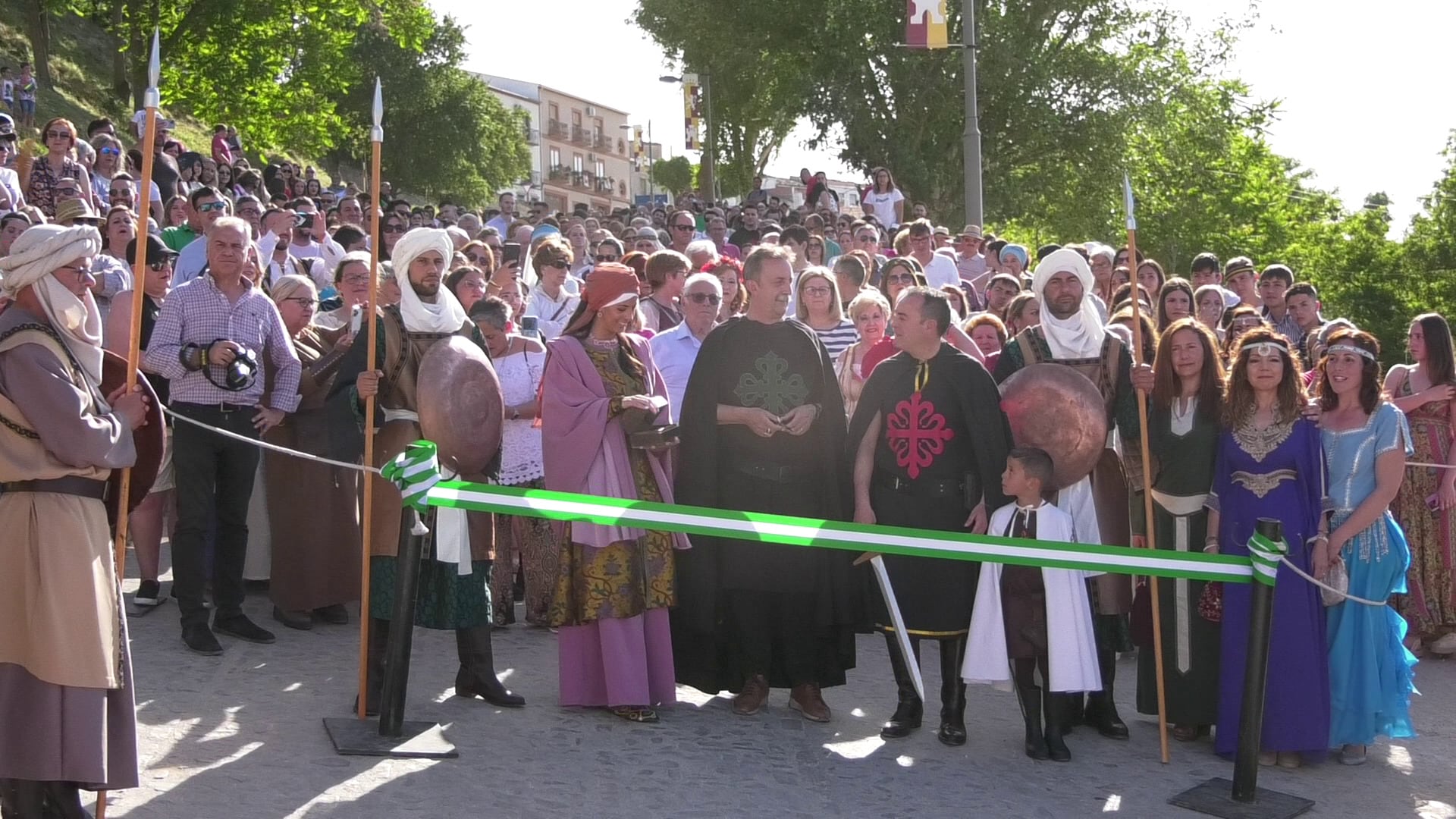 El humorista Santi Rodríguez participa en la inauguración de las IX Fiestas del Medievo