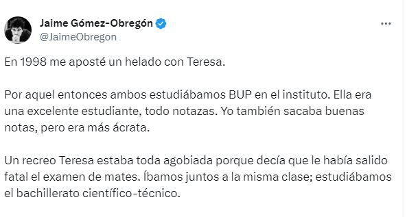 Le escribe una nota a su amiga de bachillerato y se encuentran 25 años después.