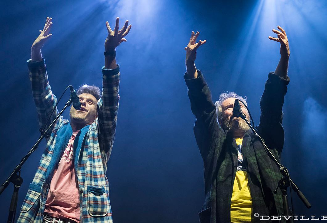 Actuación de Los Gandules