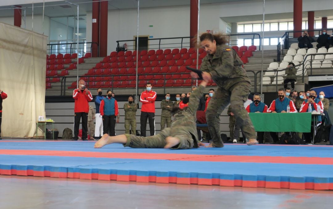 Paqui Moreno, ganando a una rival